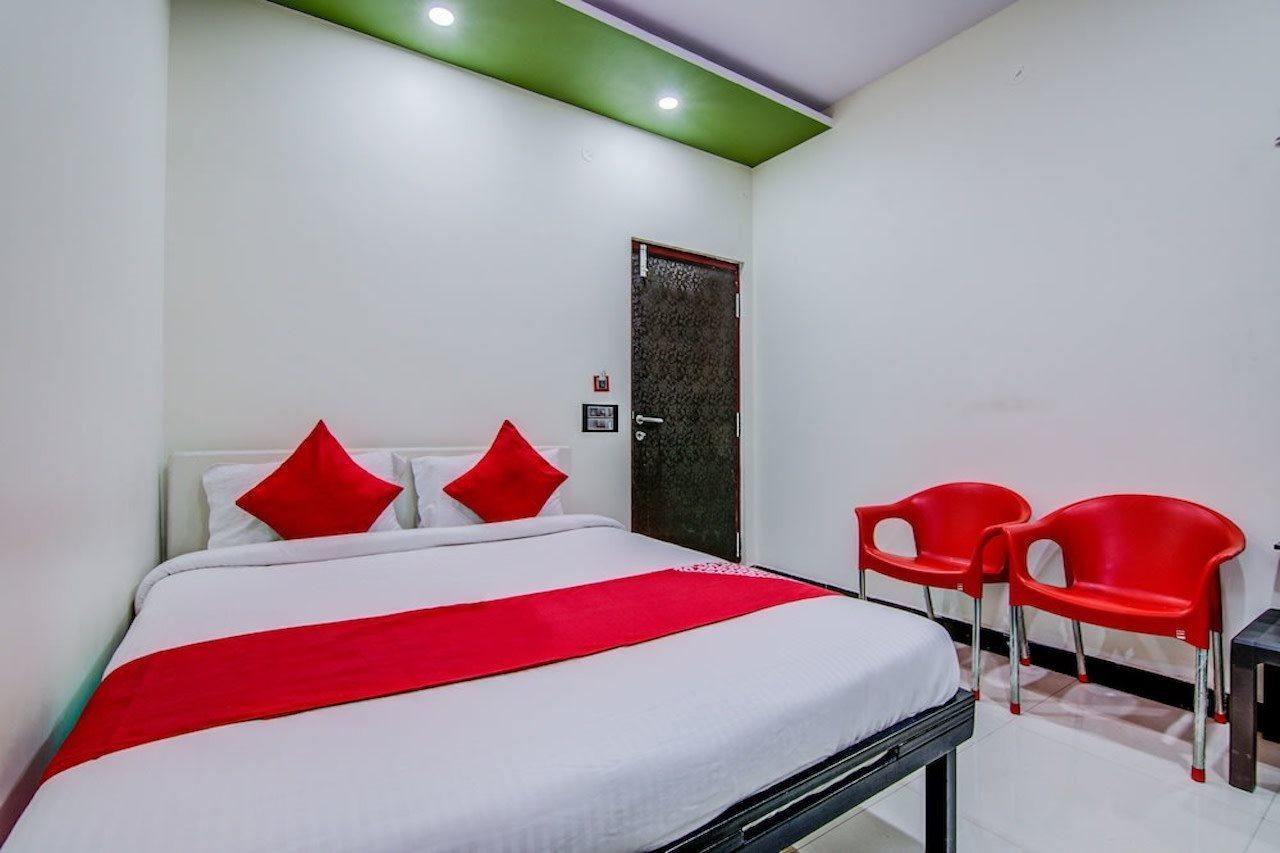 Oyo 5362 Hotel Spar Grand Visakhapatnam Buitenkant foto